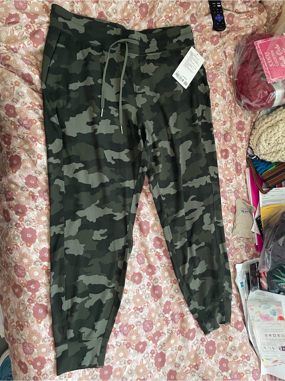 lululemon athletica Olive & Dark Green Camo Jogger Pants